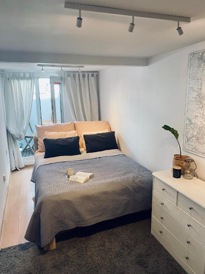 Old Town Apartment *